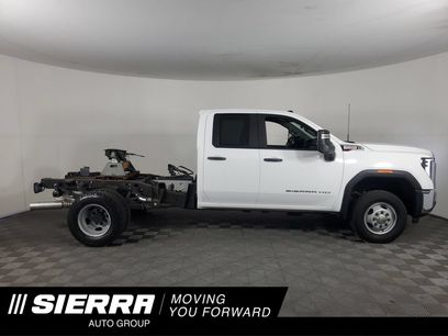 Used 2024 GMC Sierra 3500 Pro w/ Convenience Package