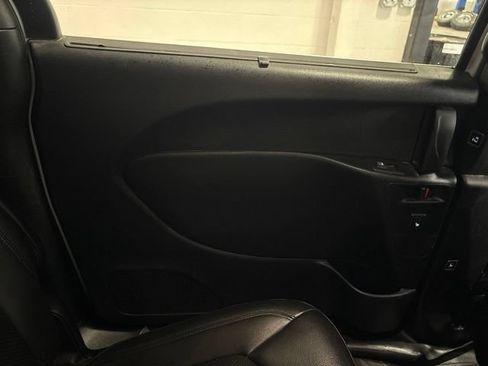 Used 2020 Chrysler Pacifica Touring-L FWD image 39