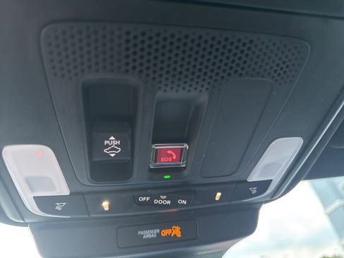 Used 2024 Honda Accord Sport image 32