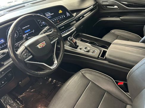 Used 2023 Cadillac Escalade Sport AWD/4WD image 11