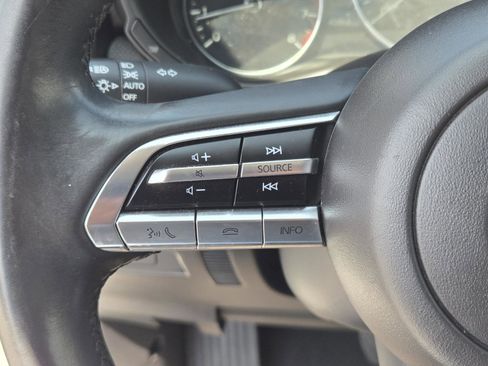 Used 2023 MAZDA CX-50 2.5 S w/ Preferred Plus Pkg AWD/4WD image 16