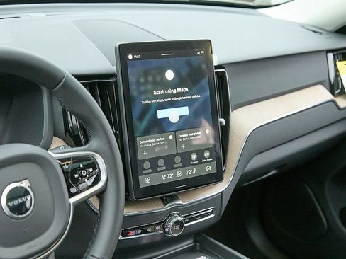 New 2026 Volvo XC60 B5 Core w/ Climate Package image 13