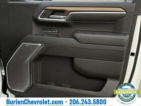 Used 2022 Chevrolet Silverado 1500 High Country w/ High Country Premium Package image 22