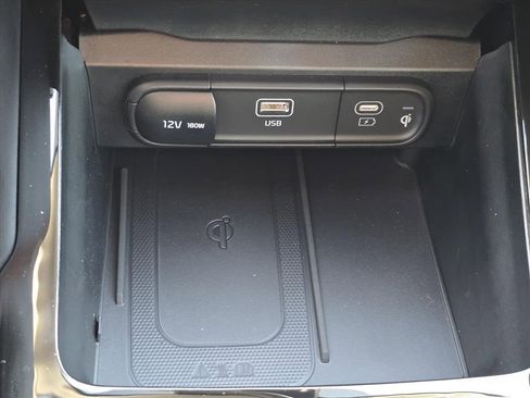 New 2025 Kia Telluride S image 19