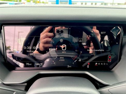 New 2025 GMC Acadia AT4 image 11