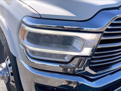 Used 2022 RAM 3500 Laramie image 32