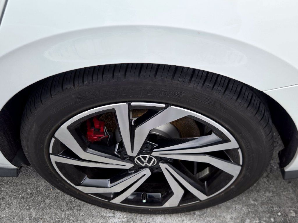 Used 2023 Volkswagen Jetta GLI Autobahn FWD image 8