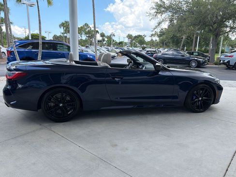 Used 2022 BMW M440i Convertible RWD image 8