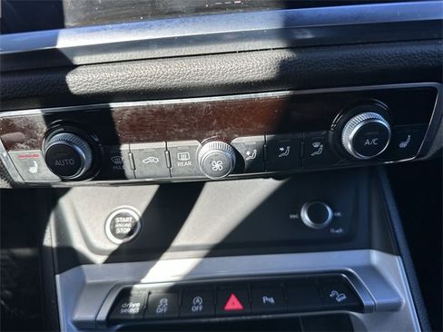 Used 2024 Audi Q3 2.0T Premium image 16