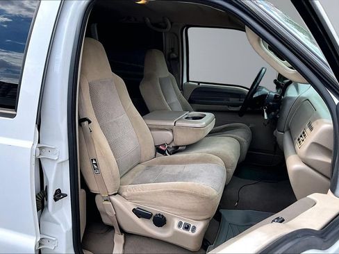 Used 2003 Ford F350 XLT RWD image 15