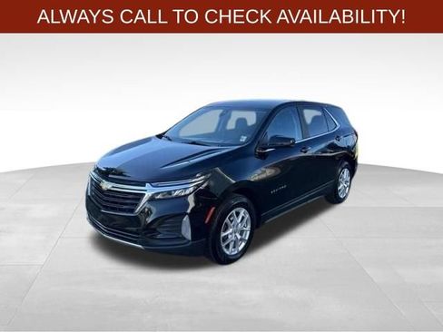 Used 2022 Chevrolet Equinox LT w/ Driver Convenience Package FWD image 3