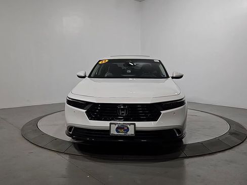Used 2023 Honda Accord Touring image 8