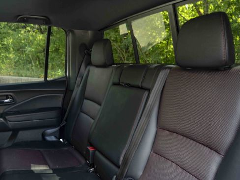 Used 2023 Honda Ridgeline Black Edition image 18