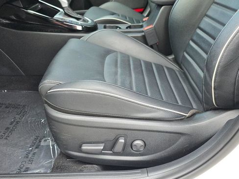 Used 2023 Kia Forte GT-Line w/ GT-Line Premium Package FWD image 20