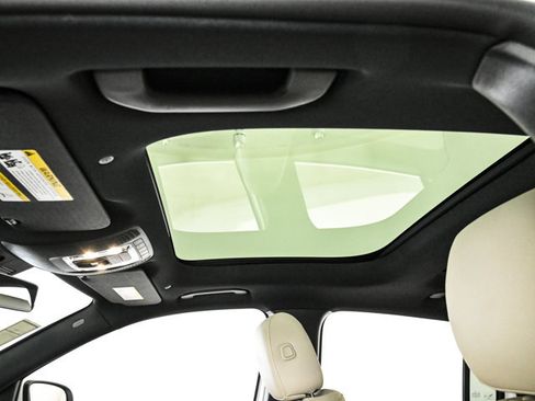 New 2026 Mercedes-Benz GLA 250 4MATIC image 17