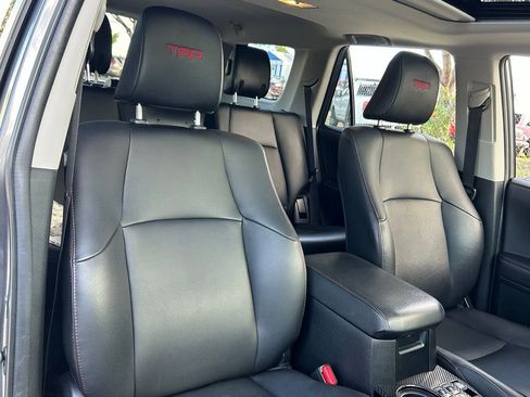 Used 2022 Toyota 4Runner TRD Off-Road Premium w/ Moonroof Package image 37