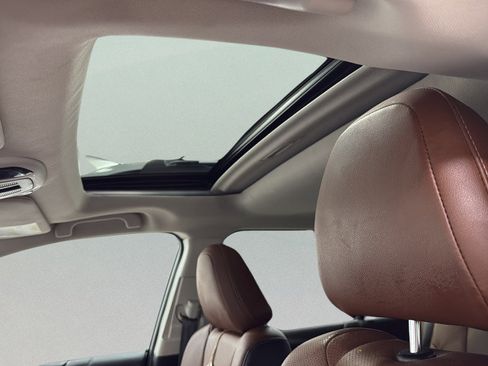 Used 2020 Subaru Outback Touring image 18