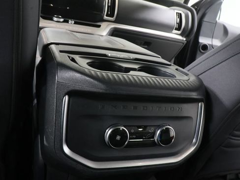 Used 2025 Ford Expedition Max Active image 25