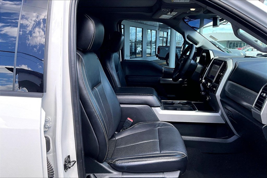 Used 2020 Ford F350 Lariat w/ Lariat Ultimate Package AWD/4WD image 6