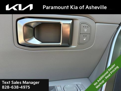 New 2027 Kia Seltos X-Line S w/ X-Line S Premium Package AWD/4WD image 16