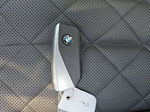 New 2026 BMW X5 sDrive40i image 39