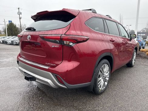 Used 2026 Toyota Highlander Platinum AWD/4WD image 14