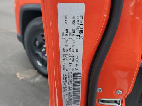 Used 2019 Jeep Compass Sport w/ Tech Group image 24