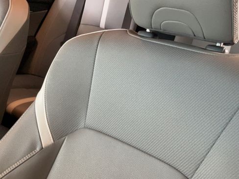 Used 2025 Toyota Camry SE w/ Convenience Package FWD image 25