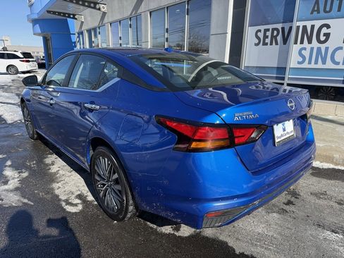 Used 2025 Nissan Altima 2.5 SV image 8