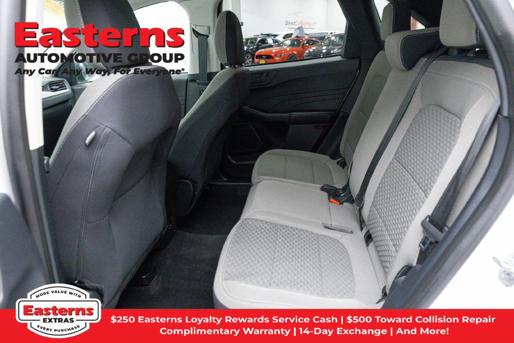 Used 2022 Ford Escape SE FWD image 22