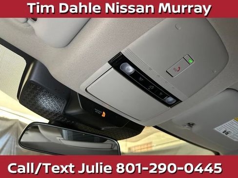 Used 2023 Nissan Ariya FWD image 32