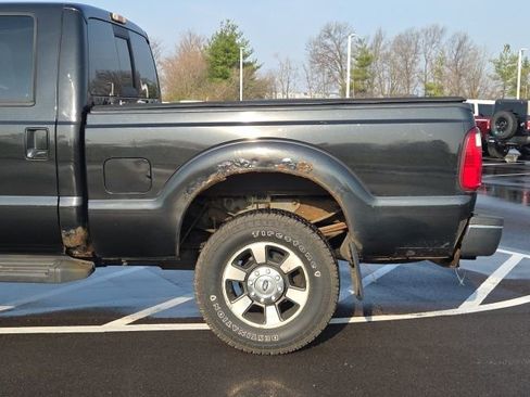Used 2011 Ford F350 Lariat w/ Lariat Interior Pkg image 11