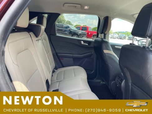 Used 2021 Ford Escape SEL AWD/4WD image 12