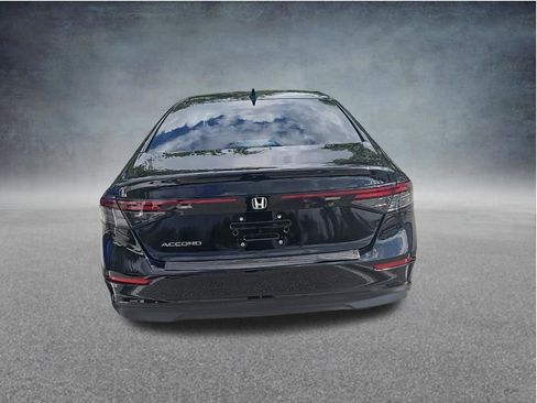 Used 2023 Honda Accord LX image 6