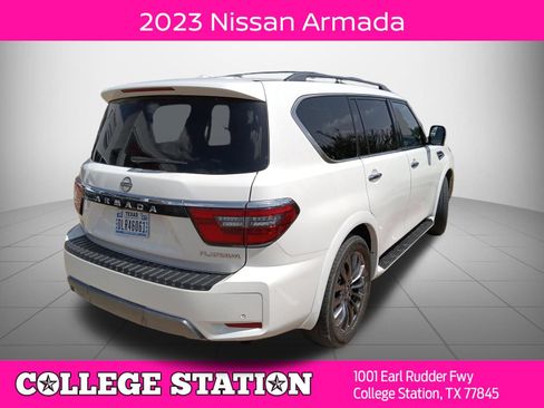Used 2023 Nissan Armada Platinum w/ Captain's Chairs Package RWD image 2