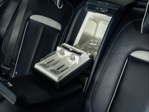 Used 2020 Rolls-Royce Cullinan image 32