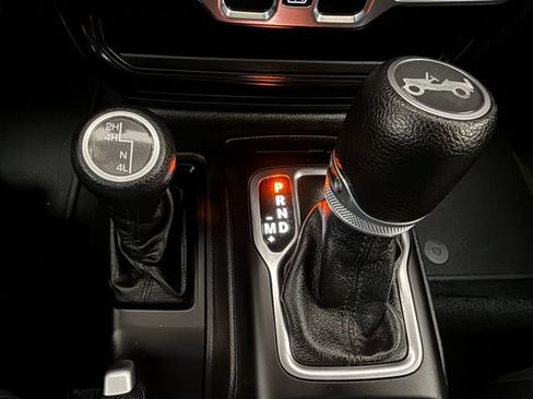 Used 2019 Jeep Wrangler Unlimited Sport S AWD/4WD image 20