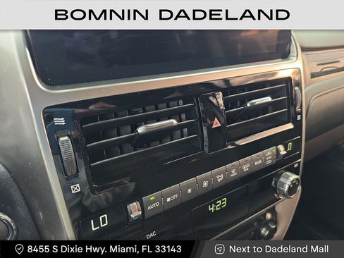 Used 2022 Lexus GX 460 Premium image 22