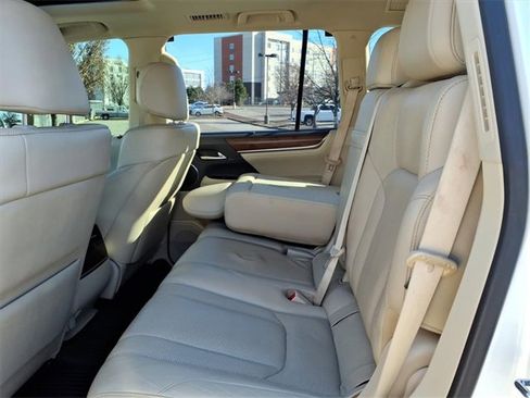 Used 2019 Lexus LX 570 4WD image 13