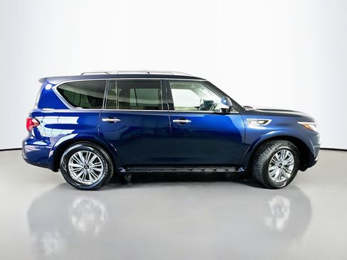 Used 2021 INFINITI QX80 Luxe w/ All-Season Package image 8