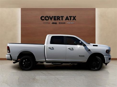 Used 2022 RAM 2500 Big Horn w/ Night Edition image 6