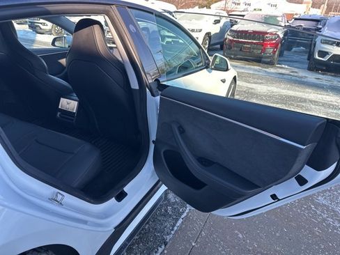 Used 2024 Tesla Model 3 Performance image 8