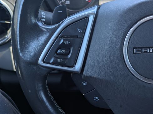 Used 2020 Chevrolet Camaro LT RWD image 13