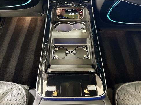 Used 2023 Mercedes-Benz Maybach S 680 4MATIC image 28