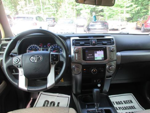 Used 2017 Toyota 4Runner SR5 RWD image 14