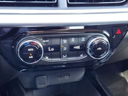 New 2026 Chevrolet Trax LT w/ Driver Confidence Package FWD image 21