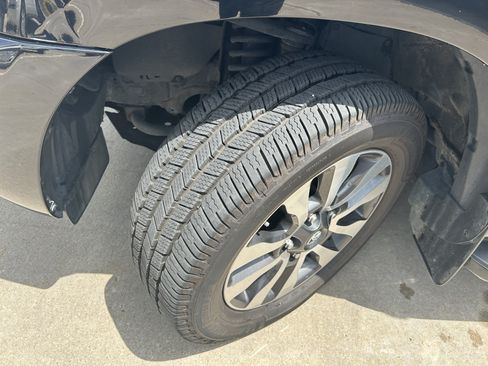 Used 2020 Toyota Sequoia Limited w/ Safety & Convenience Package AWD/4WD image 10