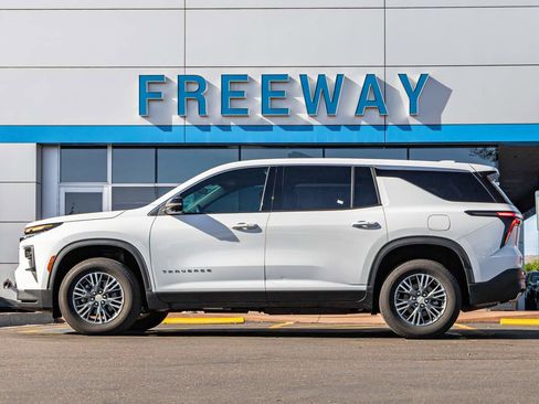 Used 2024 Chevrolet Traverse LS w/ LPO, Floor Liner Package image 2