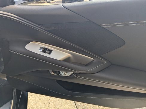 Used 2021 Chevrolet Corvette Stingray Coupe w/ Battery Protection Package image 18