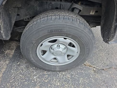 Used 2023 Toyota Tacoma SR image 20